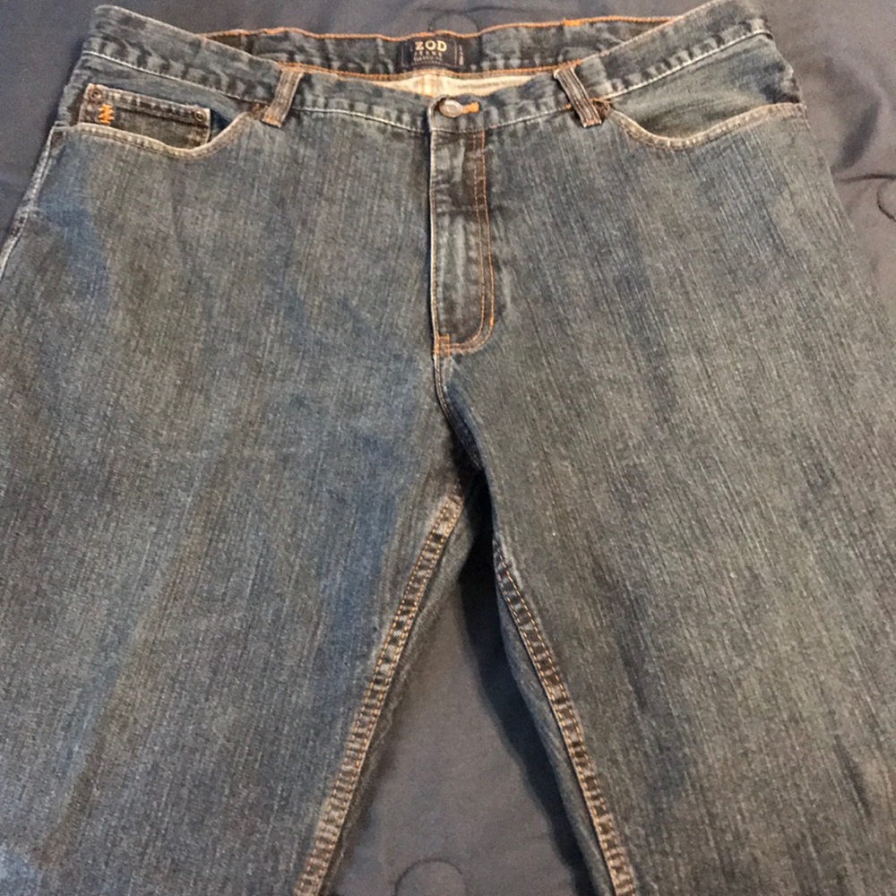 IZOD Dark blue jeans. Sz 40x30